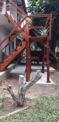 Hotel Yaluwa Tourist Rest