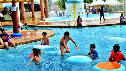 Hotel Bayou Lagoon Park Resort
