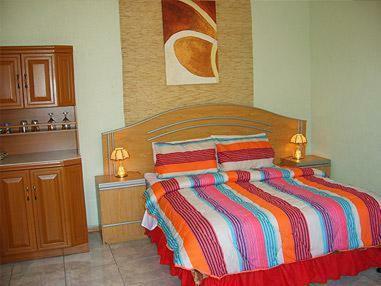 Hostal All Are Welcome Guest House