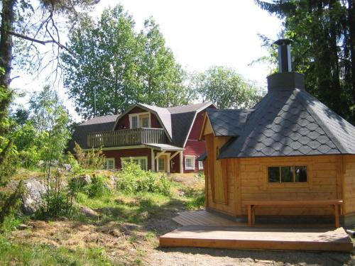 Agroturismo M�kel�n Lomatuvat Bed And Breakfast