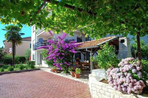One-bedroom Apartment In Zadar II