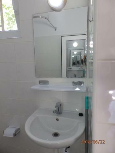 Hostal Tourist Paradis