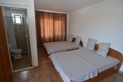 Hostal Vila G&s