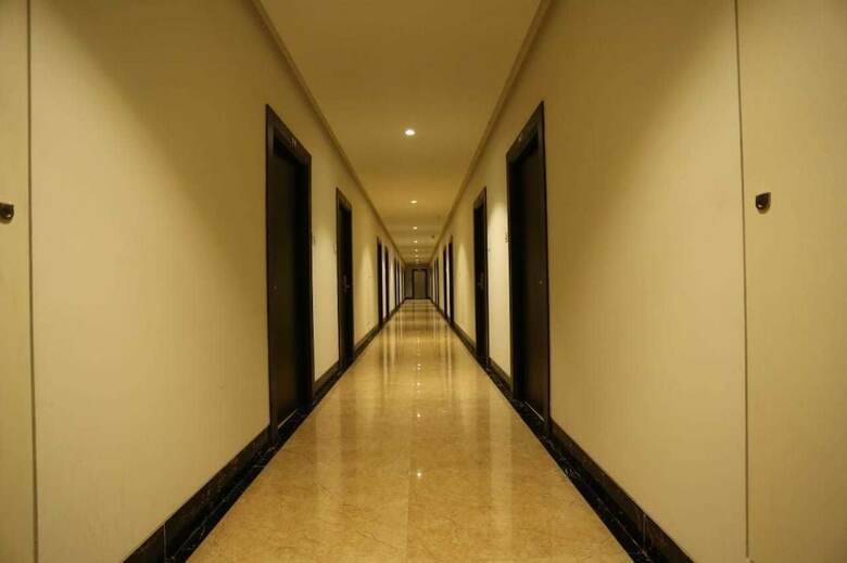 Hotel Grand Parivaar