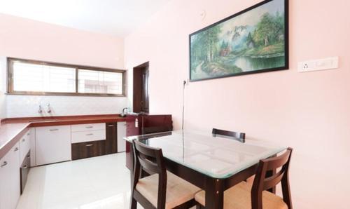 Hotel House Khas Pranaam Apartment