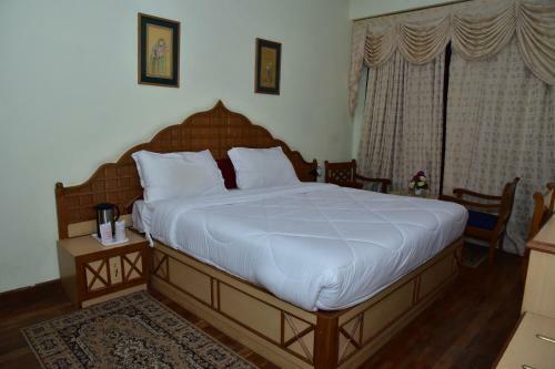 Hotel Snow King Retreat