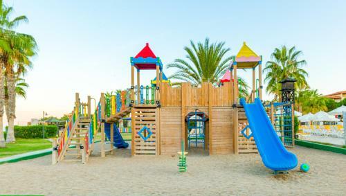Hotel Justiniano Club Park Conti