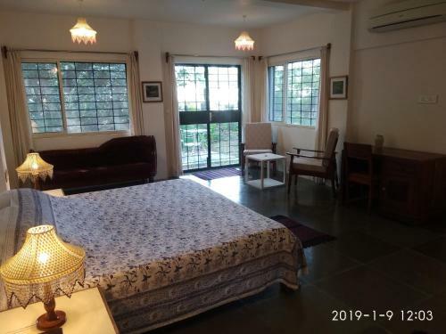 Hostal Isai Ambalam Guest House