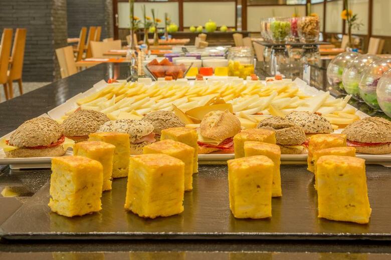 Hotel Hesperia A Coru�a Centro