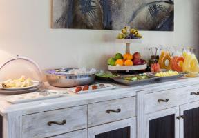 AC Palacio Del Carmen Hotel, Autograph Collection