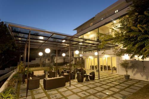 Hotel The Loft Executive Inn