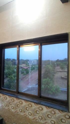 Hostal Rashmi Woods Hotel & Resort