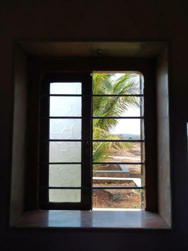 Hostal Rashmi Woods Hotel & Resort