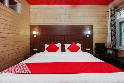 Hotel Oyo 16066 Chinar Comforts