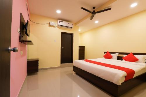Hotel Oyo 13569 Virat Residency