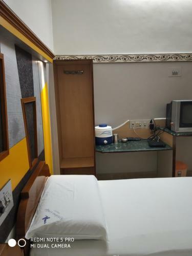 Hotel Krishna Lodge