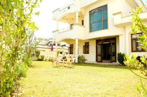 Bed & Breakfast Kci Guest Villa