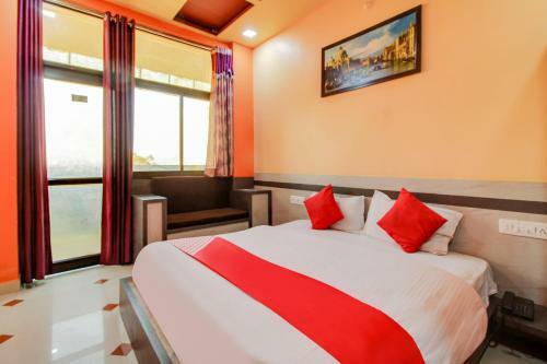 Oyo 35398 Hotel Pearl