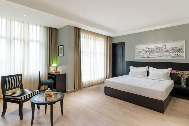 Hotel Viaan