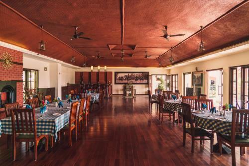 Hotel Amritara Ambatty Greens Resort
