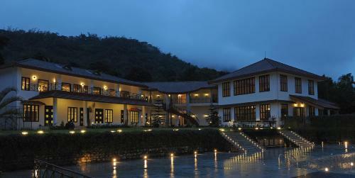 Hotel Amritara Ambatty Greens Resort