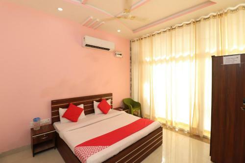 Hostal Oyo 43486 Hari Vilas Bhawan