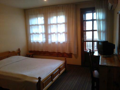 Boliarska Kashta Hotel