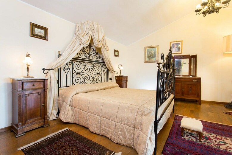 Hotel Castello Di Altomonte