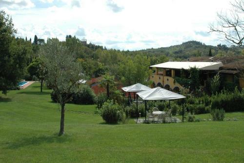 Monterappoli Apartment Sleeps 6 Air Con