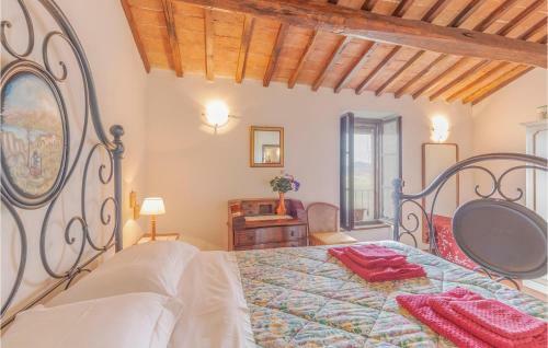 Two-bedroom Apartment In Montepetriolo -pg-