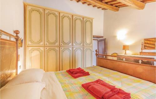 Two-bedroom Apartment In Montepetriolo -pg-