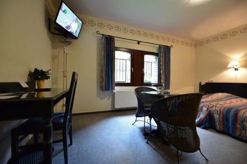Hotel H�tel Moulin de La Strument