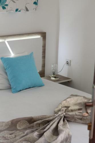 Hostal Apartments Cota Guesthouse