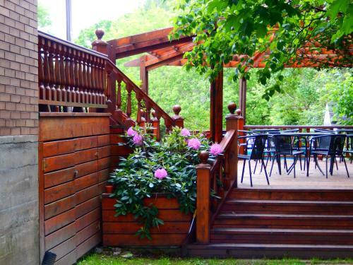 Bed & Breakfast G�te Et Caf� de La Tour