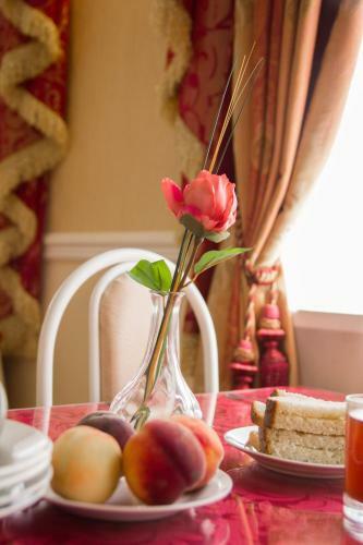 Hotel Vysoky Bereg Pansionat