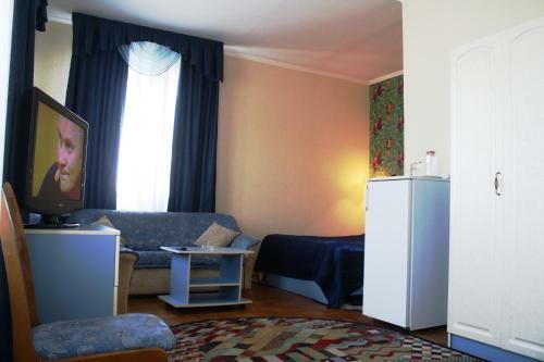 Yakor Hotel