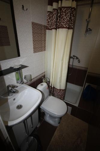 Hostal Guest House On Kirova 78