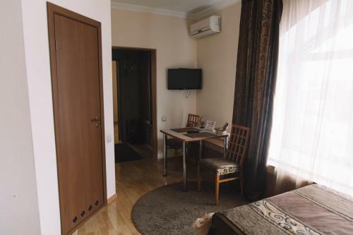 Nika Hotel