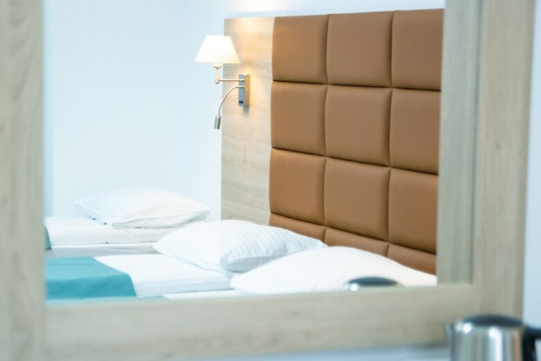 Altaroom Hotel