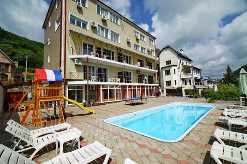 Hostal Solnechniy Guest House