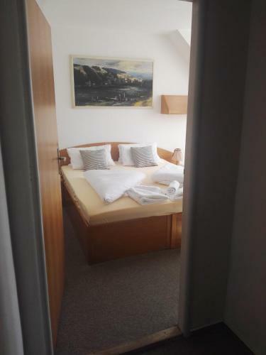 Hotel Jest?�b�