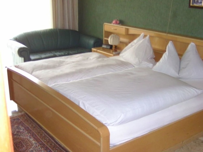 Hostal Hotel Zur Guten Quelle