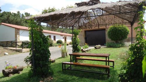 Hostal Albergue Rural Econatur
