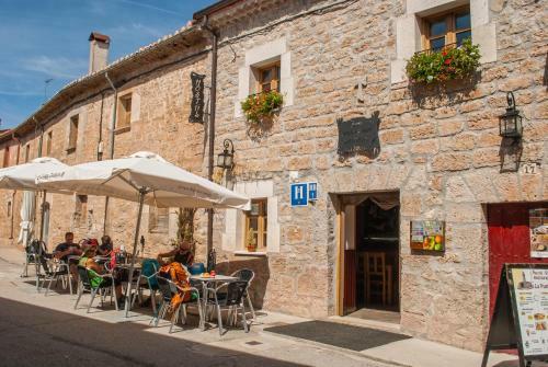 Hostal-bar Restaurante "la Fuente"