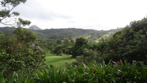 Lodge Cooroy Country Cottages