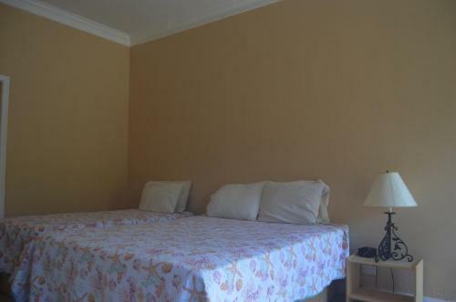 Motel Surfers Beach Manor