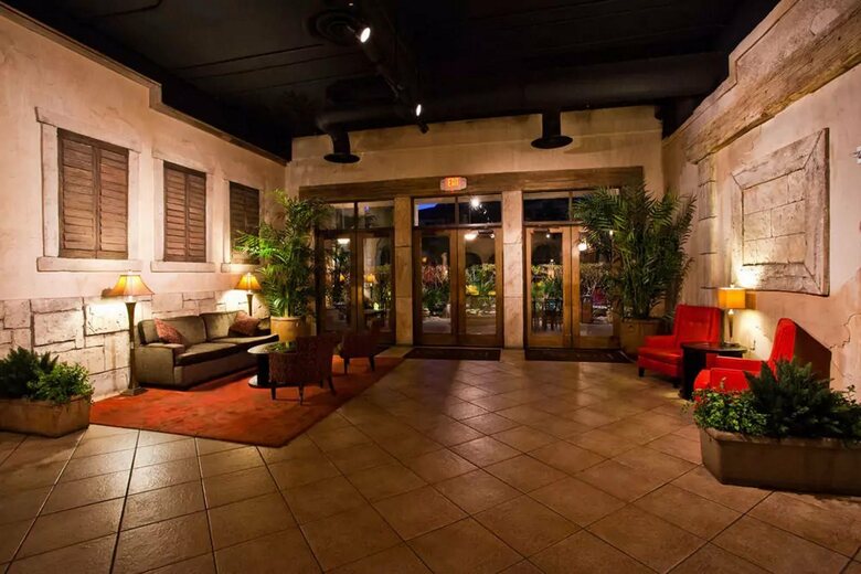 Hotel Tuscany Suites & Casino