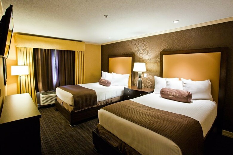 Hotel Tuscany Suites & Casino