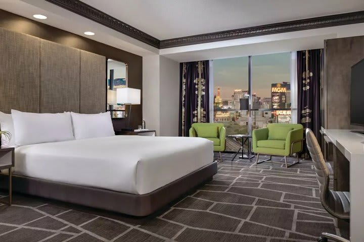 Luxor Hotel And Casino