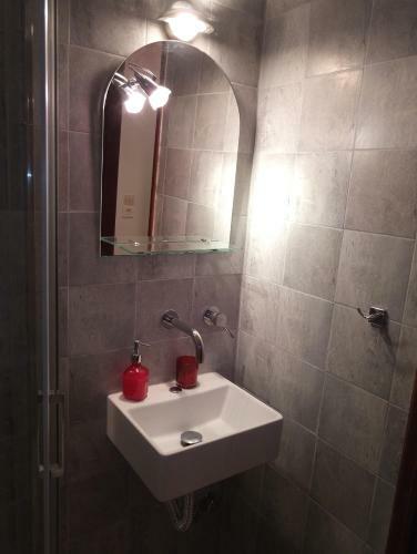 Apartamento Drouga's Studios & Suites